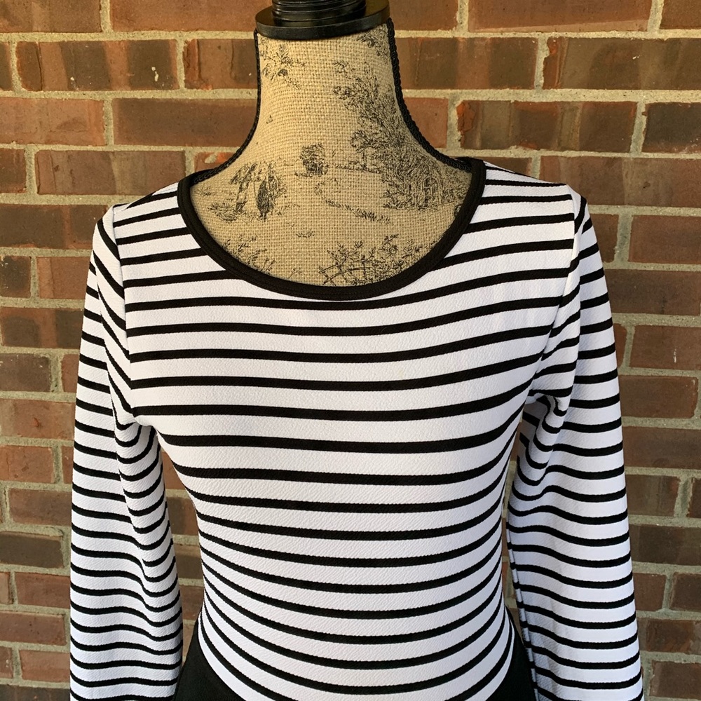 LuLaRoe striped layered 3 tier Georgia dress - Picture 2 of 8